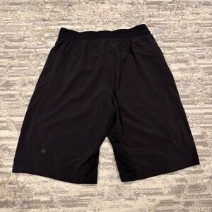 Lululemon T.H.E. Short Linerless 11" Men’s Medium Wicking Stretch Athletic Black